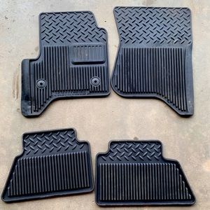 Chevrolet Silverado 2016 All season matts